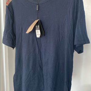 Burberry round neck navy blue men shirt XL ( more like L)